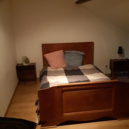 Apartament Chic Et Relax Montmarault Zewnętrze zdjęcie