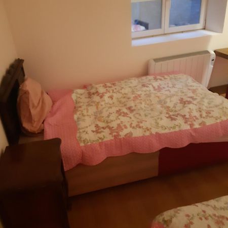 Apartament Chic Et Relax Montmarault Zewnętrze zdjęcie